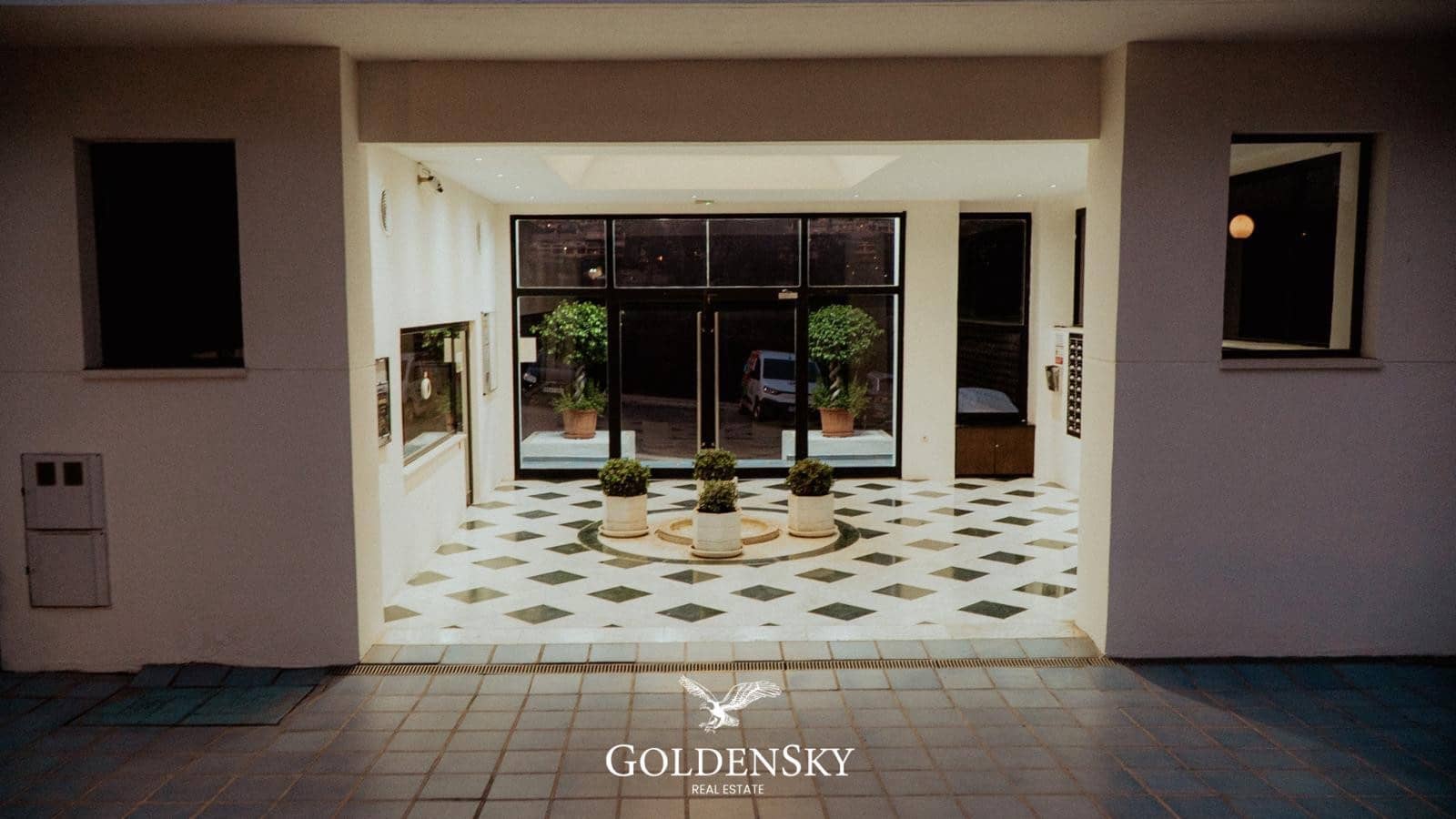 2 chambre Appartement à vendre à Nueva Andalucia avec garage - 380 000 € (Ref: 9414942)