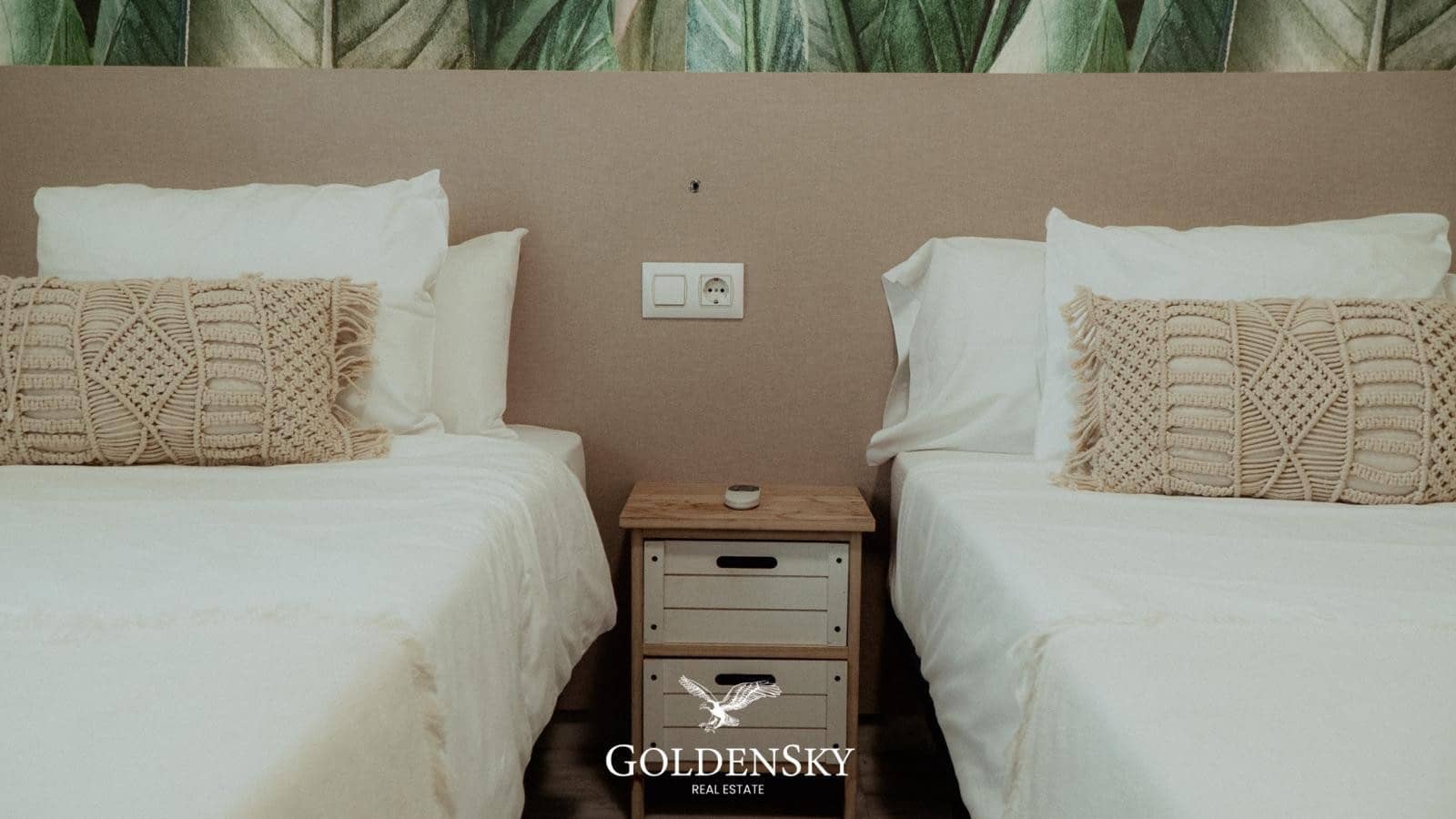 2 chambre Appartement à vendre à Nueva Andalucia avec garage - 380 000 € (Ref: 9414942)