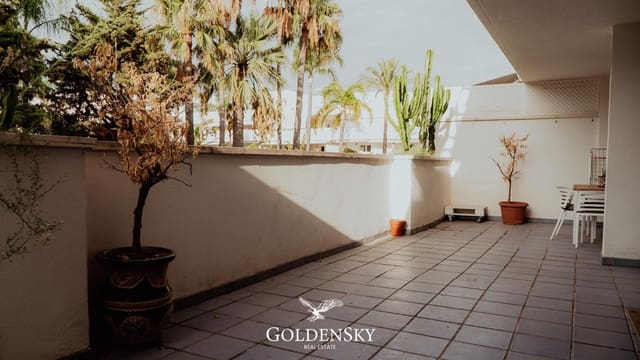 2 chambre Appartement à vendre à Nueva Andalucia, Marbella avec garage - 380 000 € (Ref: 9414942)