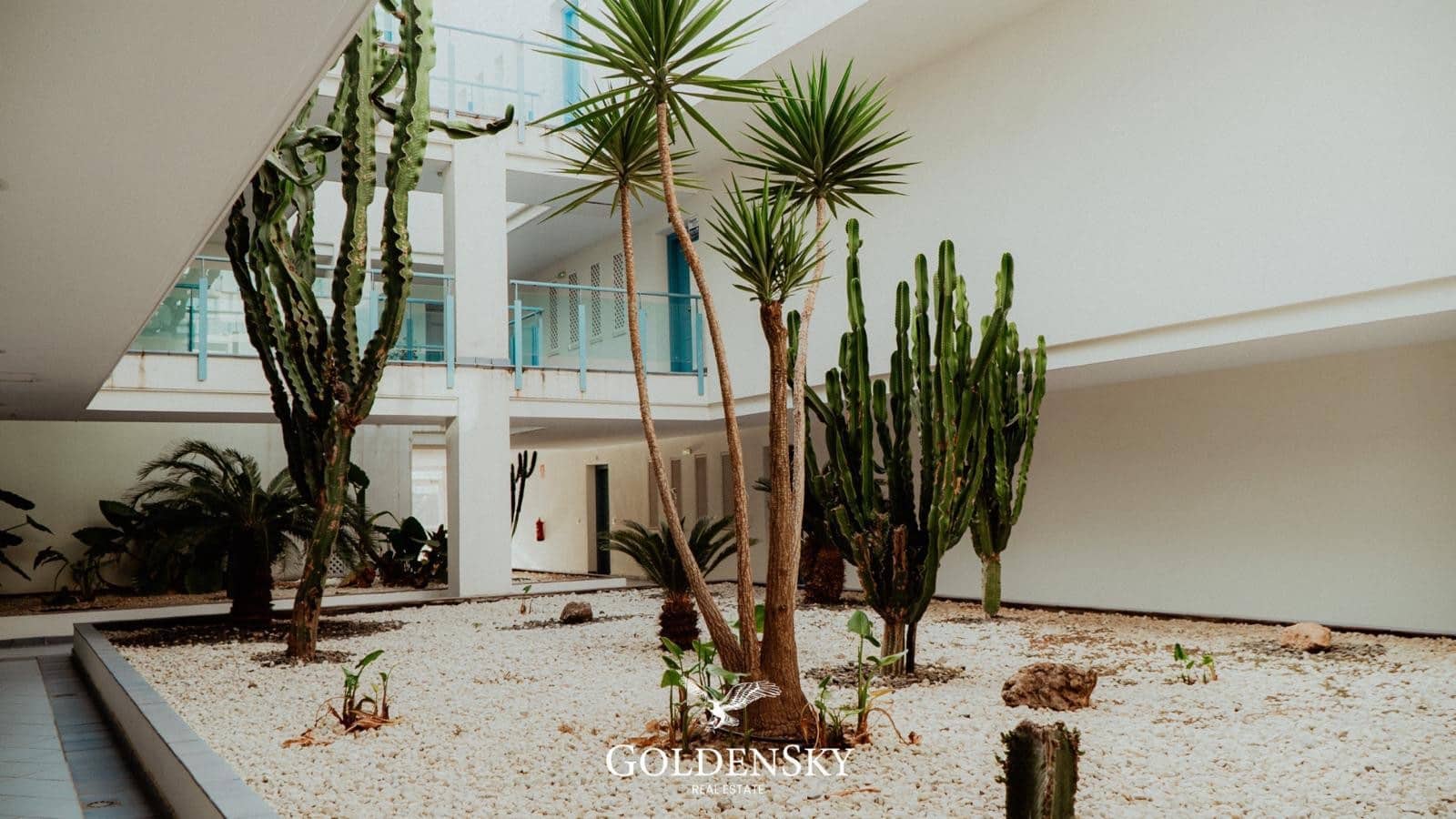 2 chambre Appartement à vendre à Nueva Andalucia avec garage - 380 000 € (Ref: 9414942)