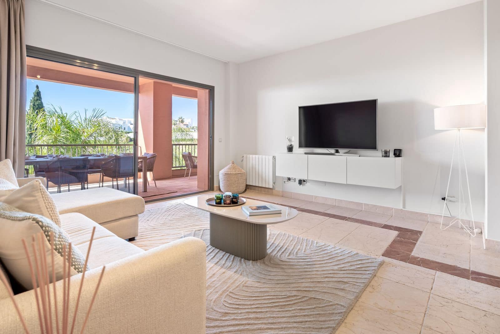 2 soverom Leilighet til salgs i Los Flamingos med garasje - € 585 000 (Ref: 10006139)