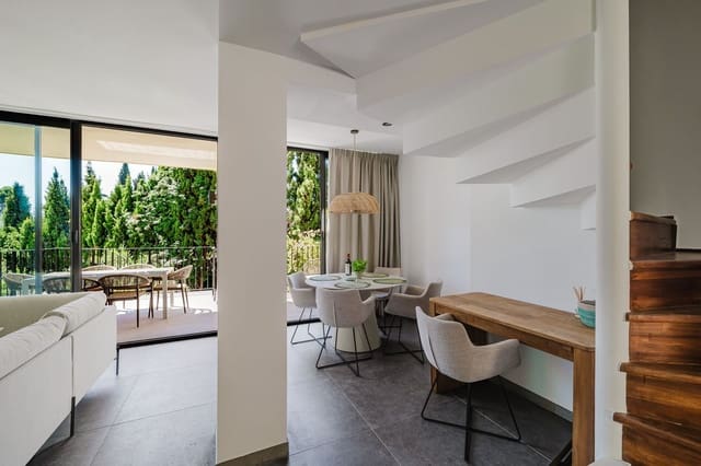 3 soveværelse Byhus til salg i Aloha Golf, Marbella - € 735.000 (Ref: 10010156)
