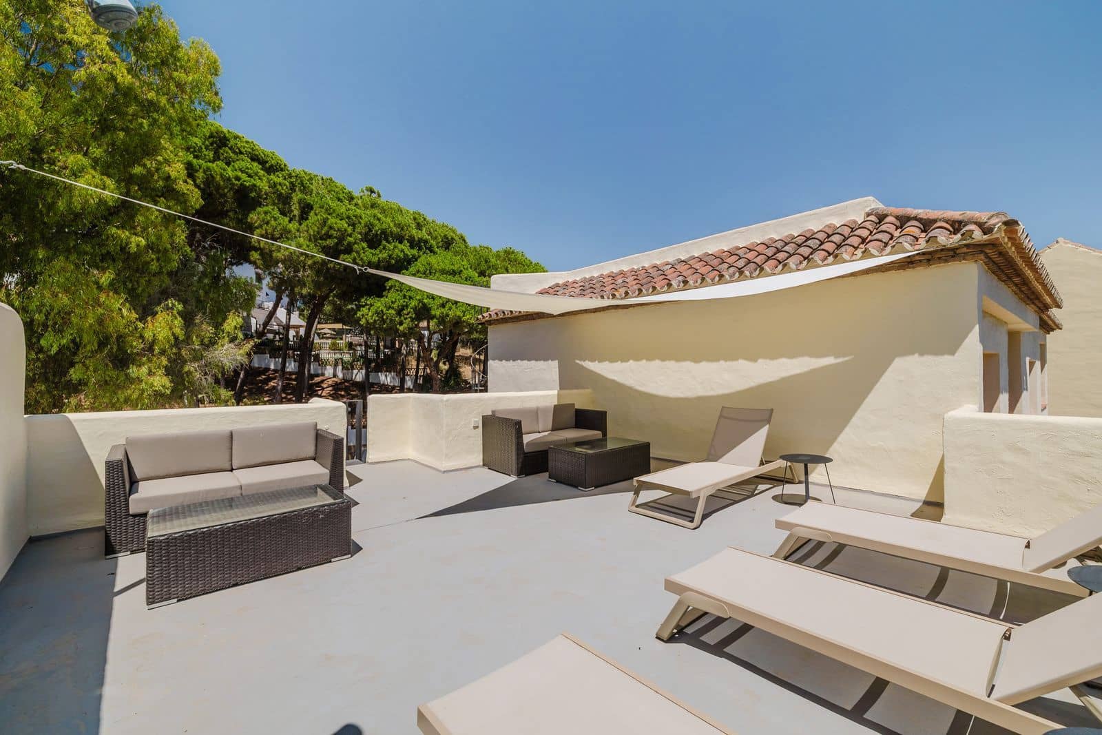 3 soverom Hus til salgs i Aloha Golf - € 735 000 (Ref: 10010156)
