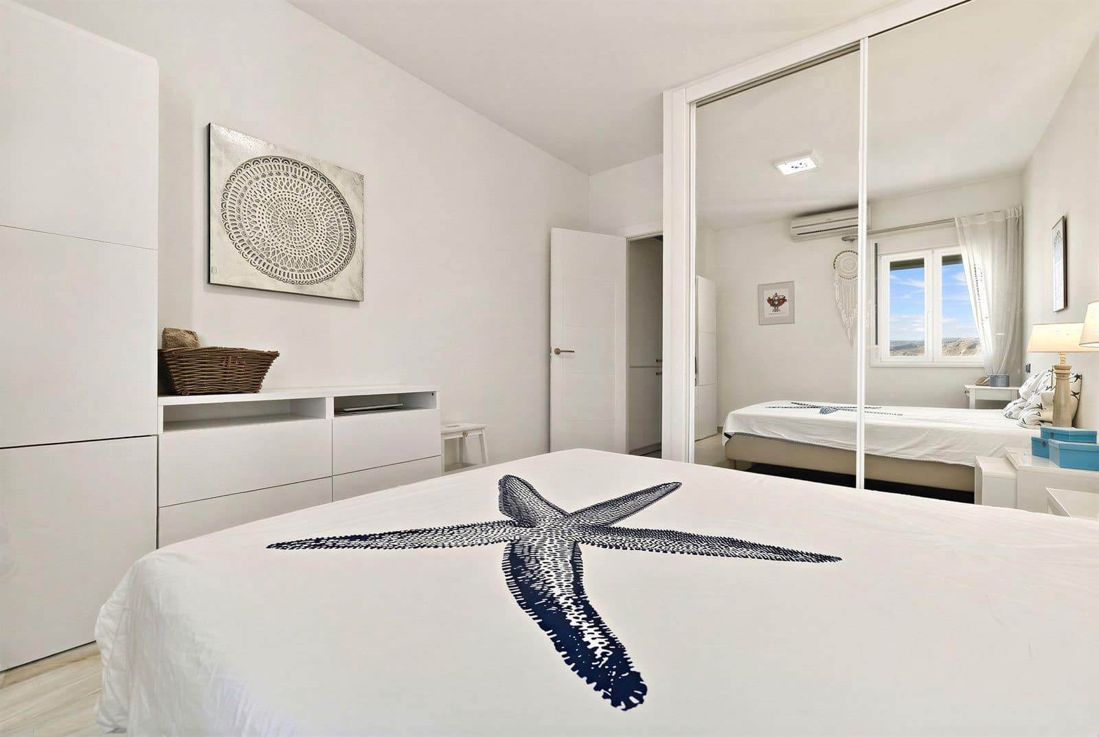 2 chambre Appartement à vendre à Estepona avec piscine garage - 410 000 € (Ref: 10094025)