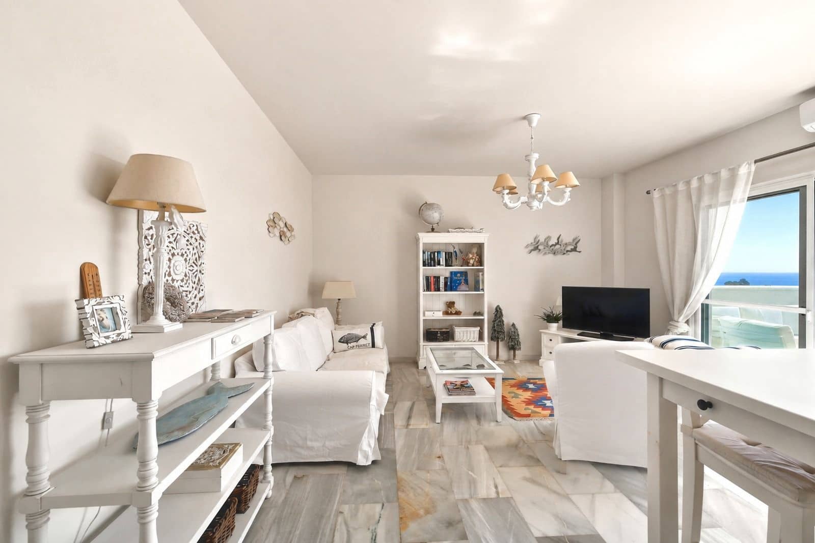 2 chambre Appartement à vendre à Estepona avec piscine garage - 410 000 € (Ref: 10094025)