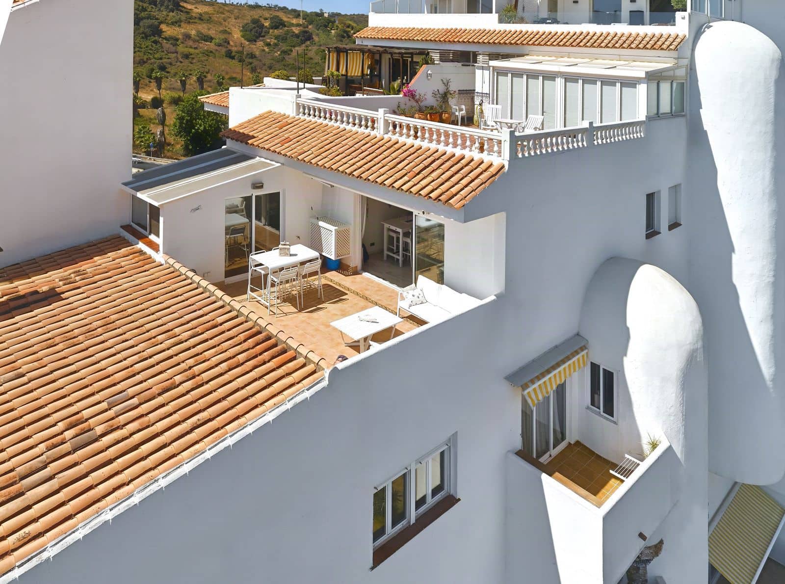 2 chambre Appartement à vendre à Estepona avec piscine garage - 410 000 € (Ref: 10094025)