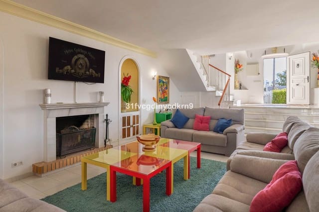 5 sypialnia Willa na sprzedaż w Estepona z basenem garażem - 995 000 € (Ref: 9016296)