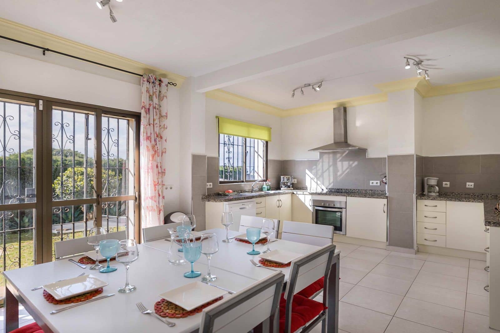 5 camera da letto Villa in vendita in Estepona con piscina garage - 925.000 € (Rif: 9016296)