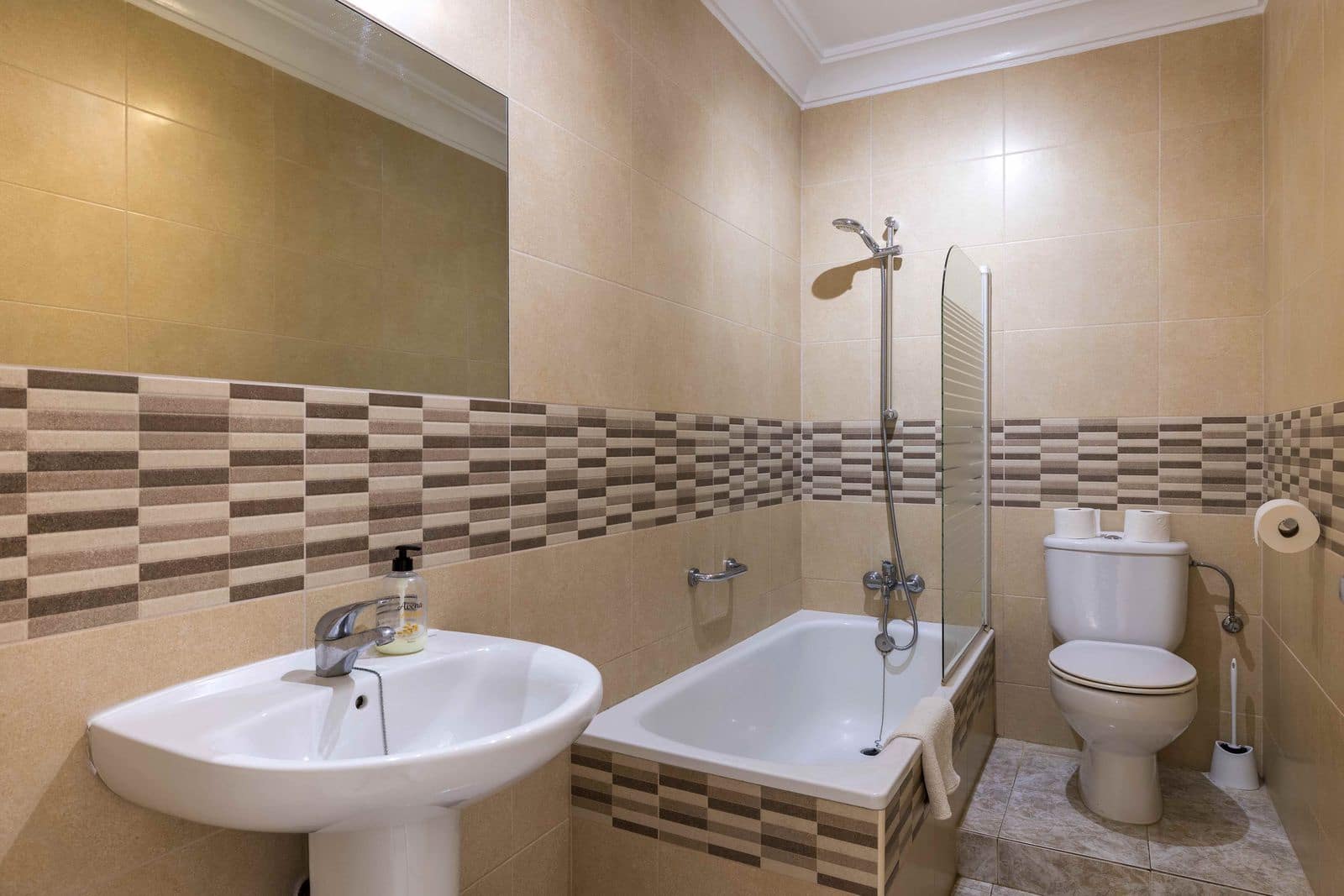5 camera da letto Villa in vendita in Estepona con piscina garage - 925.000 € (Rif: 9016296)