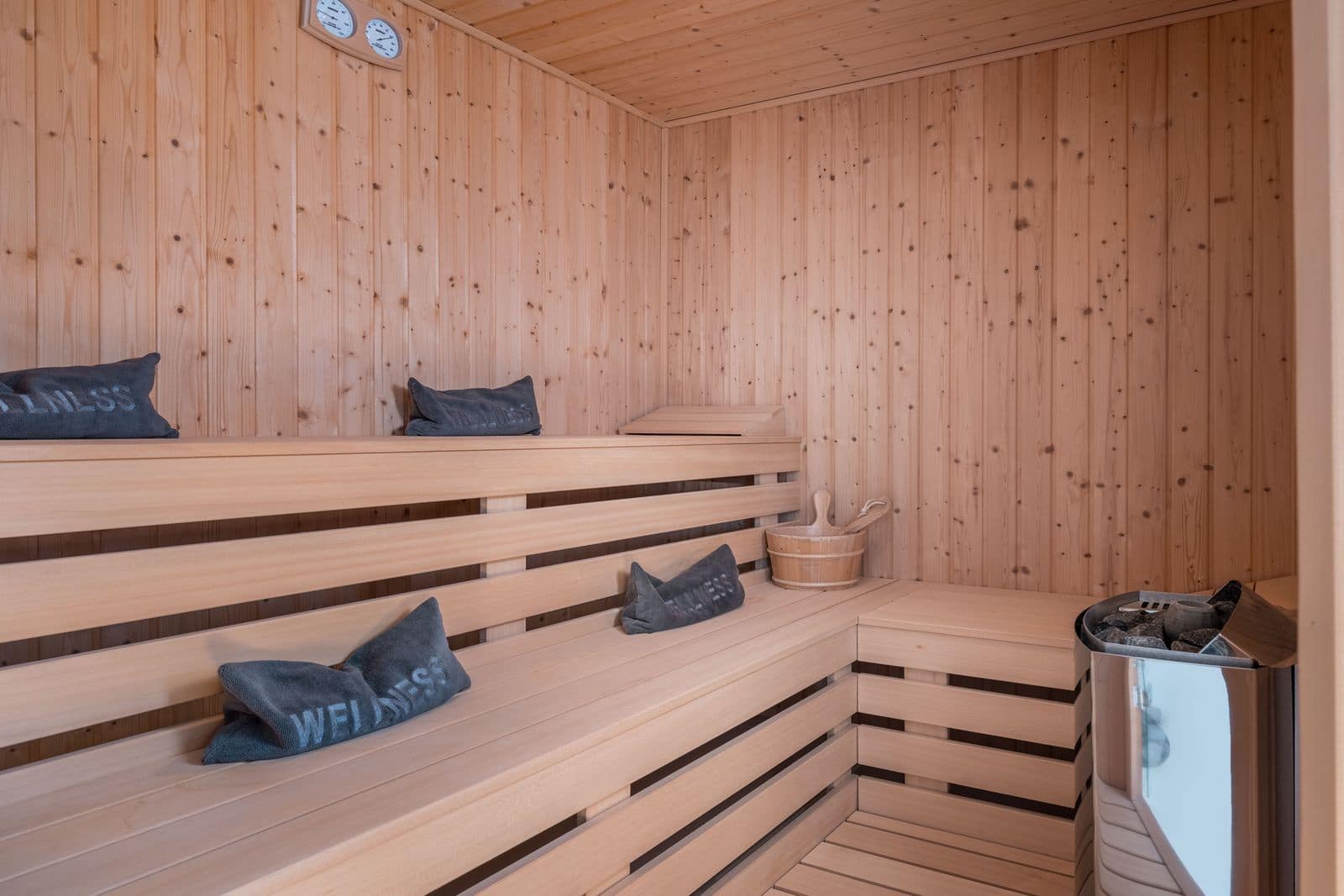 6 quarto Moradia para venda em Benahavis com piscina - 3 950 000 € (Ref: 9016300)