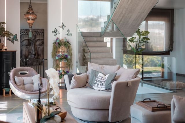 6 soveværelse Villa til salg i Benahavís med swimmingpool - € 3.950.000 (Ref: 9016300)