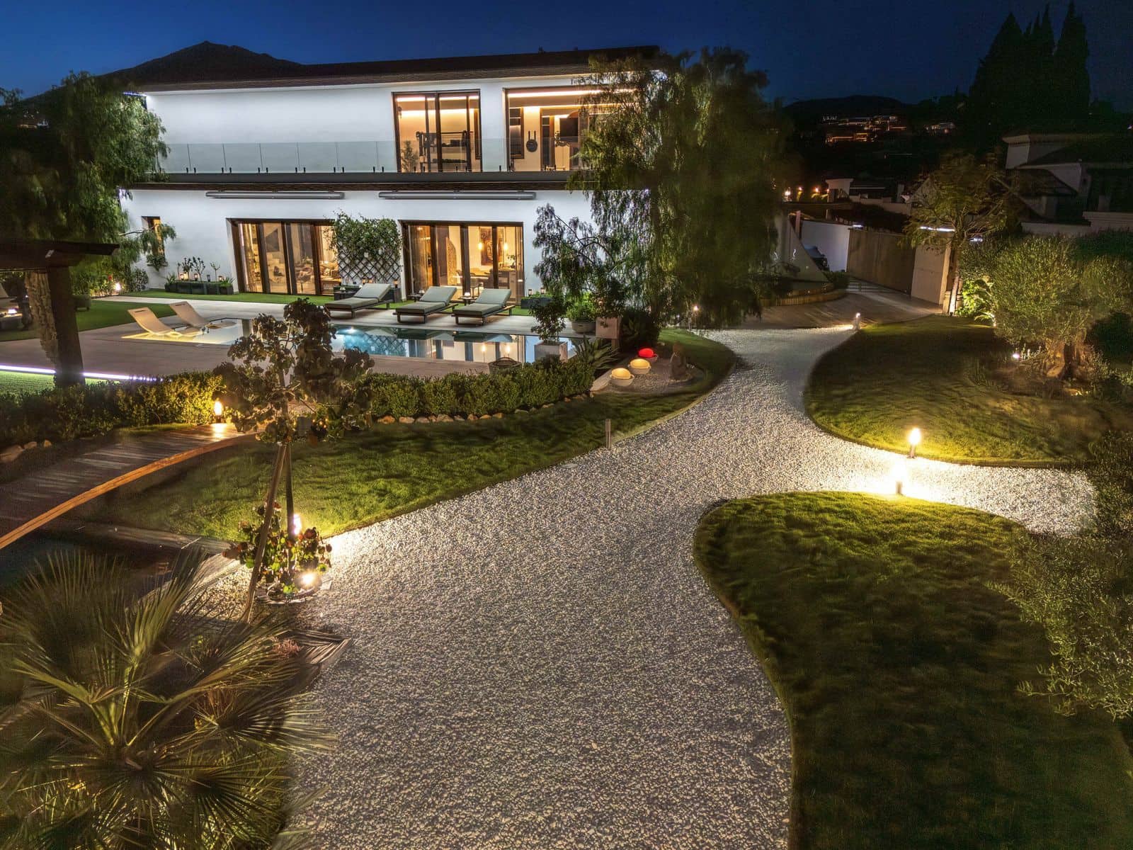 6 quarto Moradia para venda em Benahavis com piscina - 3 950 000 € (Ref: 9016300)