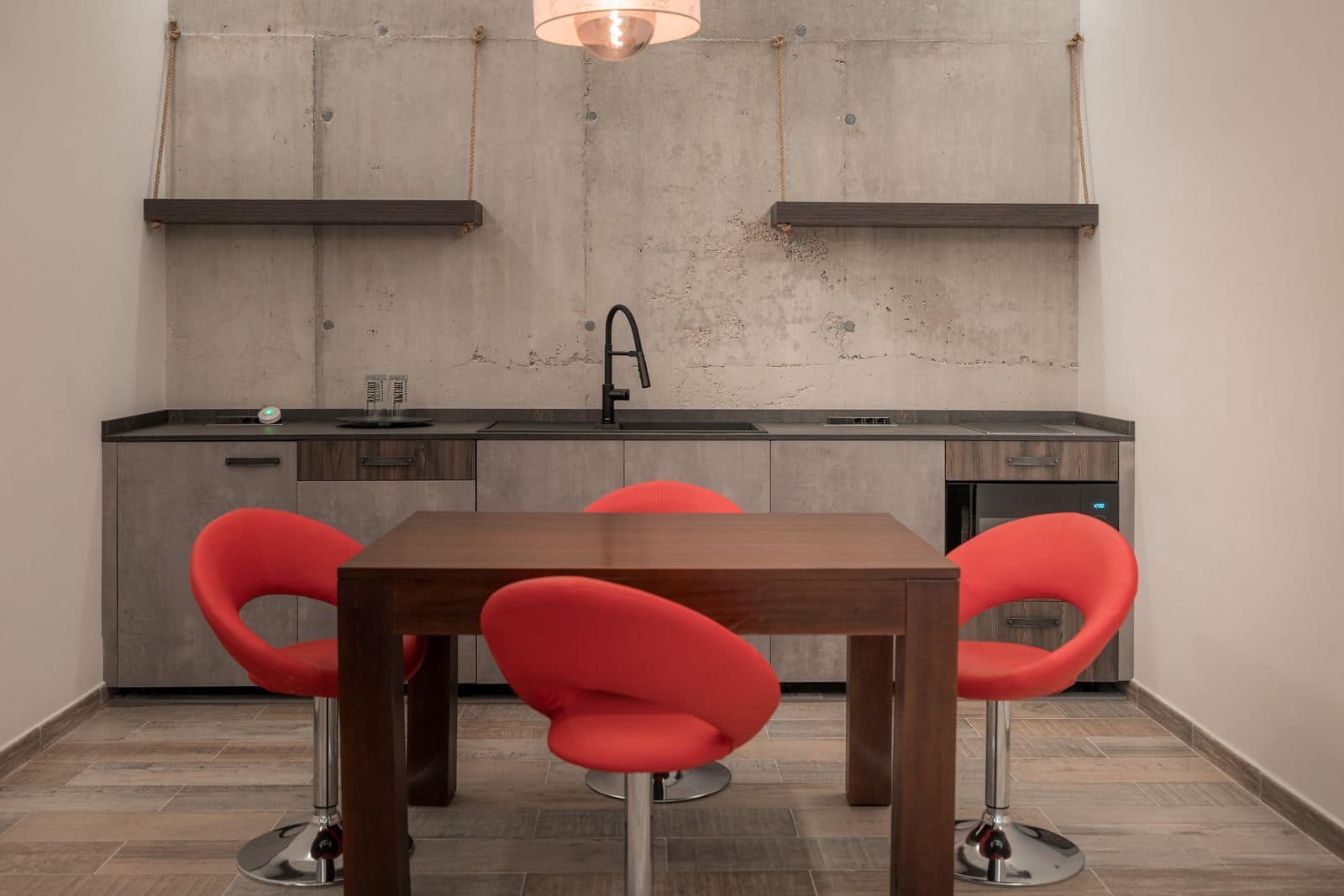 6 bedroom Villa for sale in Benahavis with pool - € 3,950,000 (Ref: 9016300)