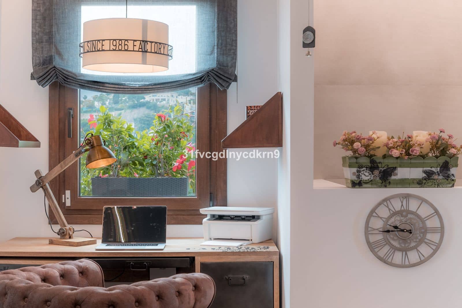 6 bedroom Villa for sale in Benahavis with pool - € 3,950,000 (Ref: 9016300)