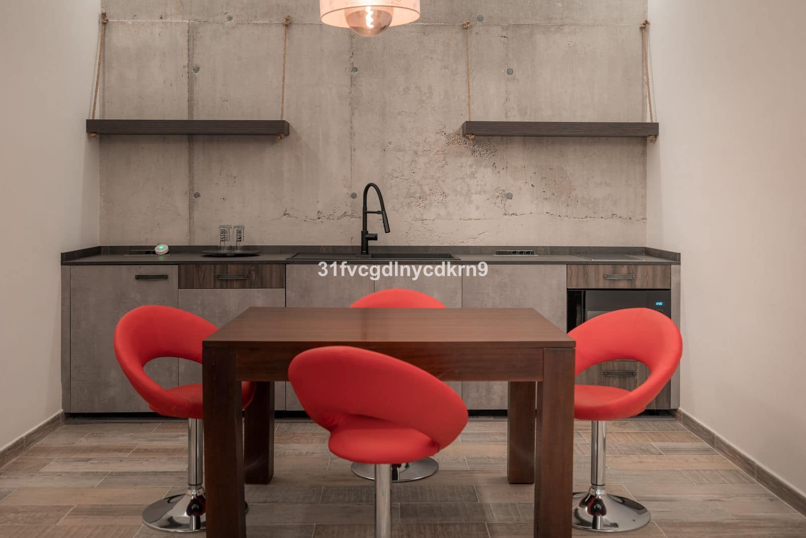 6 bedroom Villa for sale in Benahavis with pool - € 3,950,000 (Ref: 9016300)