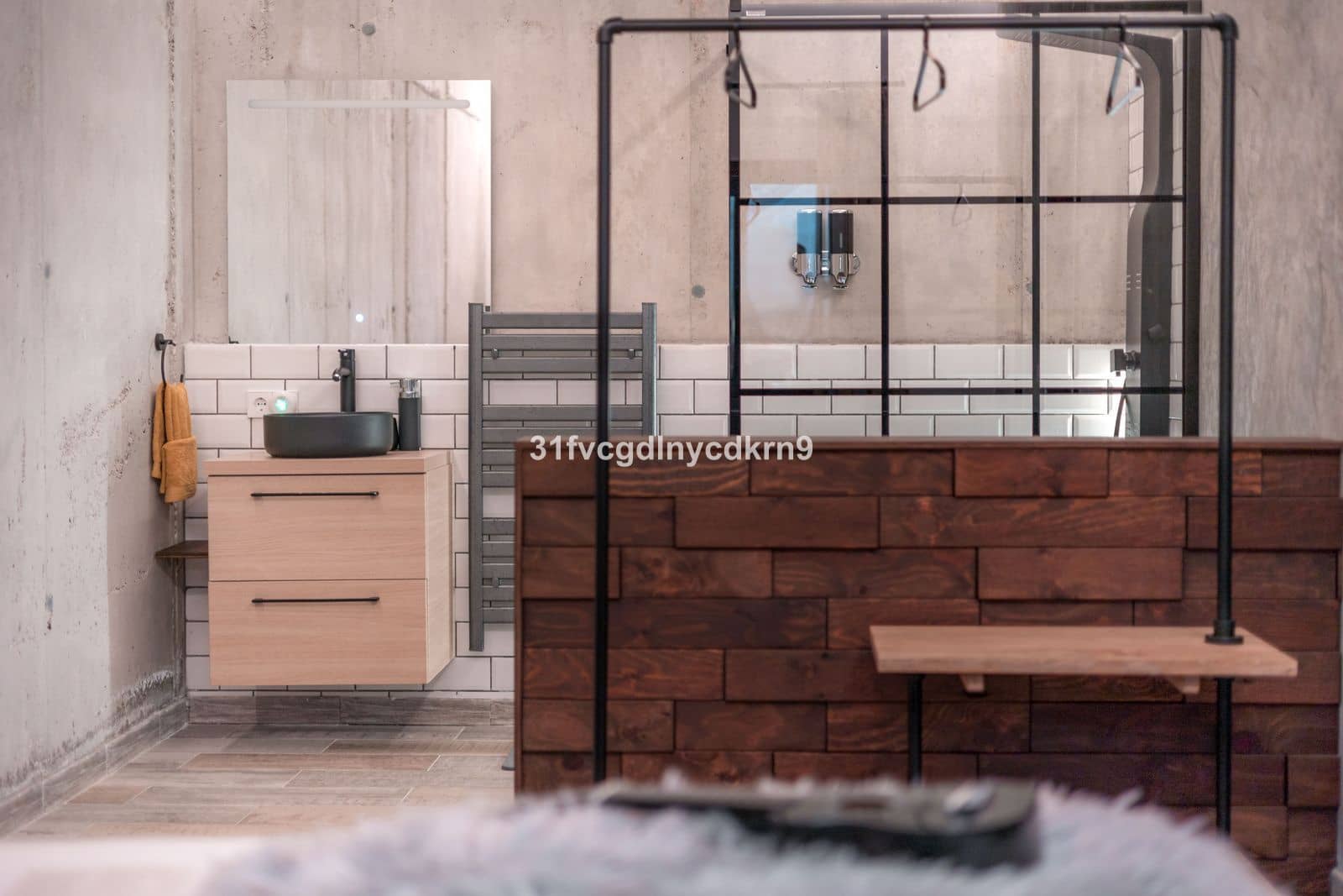 6 bedroom Villa for sale in Benahavis with pool - € 3,950,000 (Ref: 9016300)