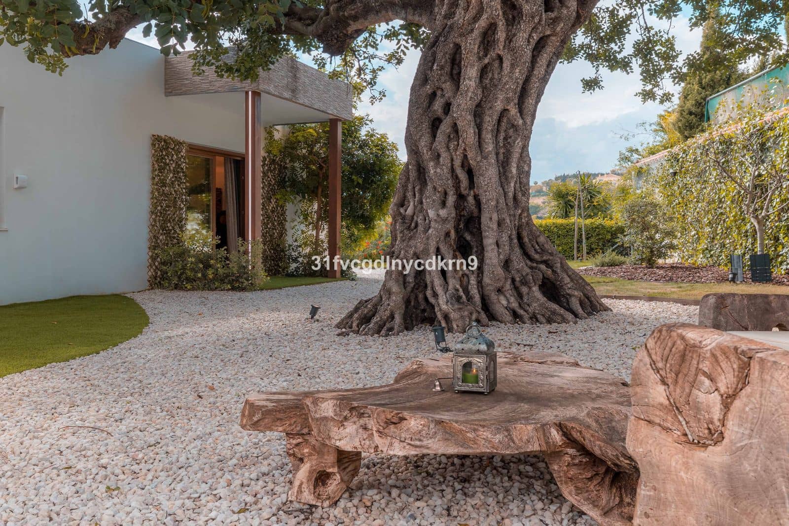 6 soveværelse Villa til salg i Benahavis med swimmingpool - € 3.950.000 (Ref: 9016300)