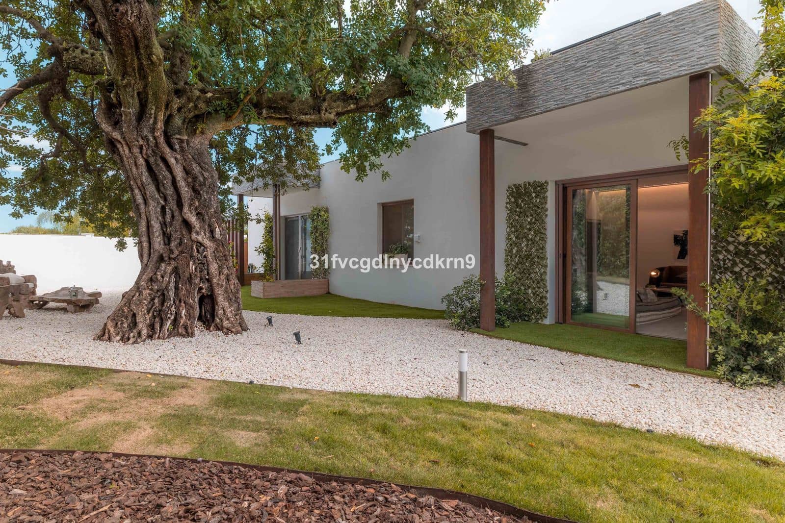 6 soveværelse Villa til salg i Benahavis med swimmingpool - € 3.950.000 (Ref: 9016300)