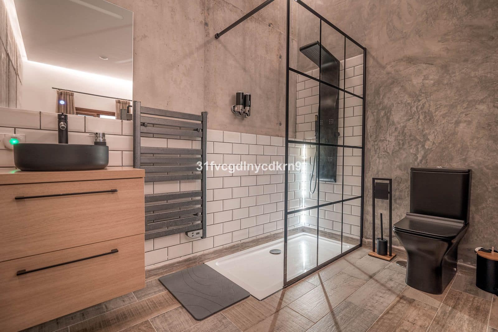 6 soveværelse Villa til salg i Benahavis med swimmingpool - € 3.950.000 (Ref: 9016300)
