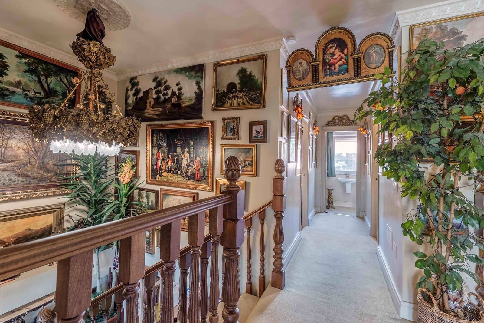 4 bedroom Apartment for sale in Estepona - € 850,000 (Ref: 9016301)