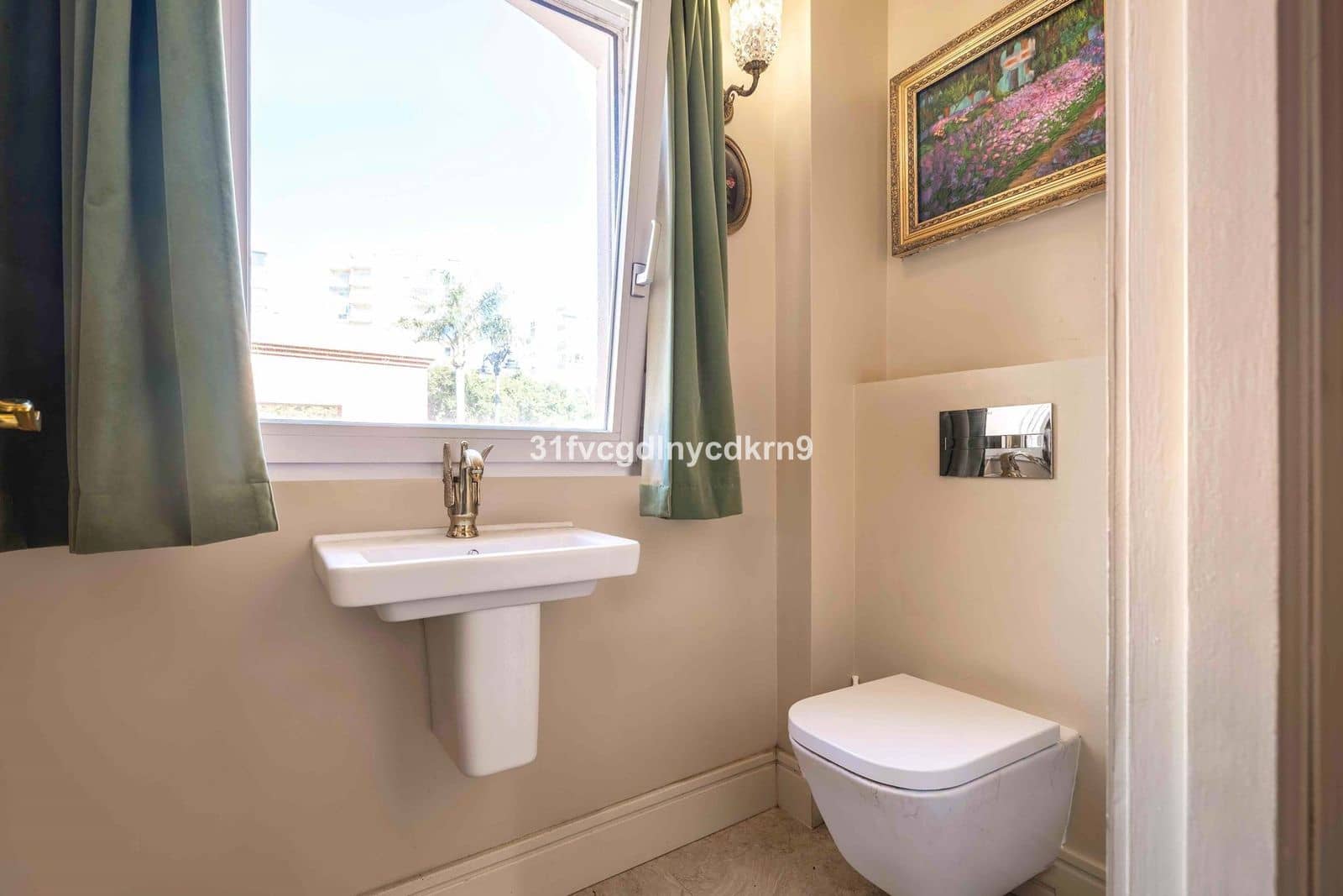 4 Zimmer Apartment zu verkaufen in Estepona - 850.000 € (Ref: 9016301)