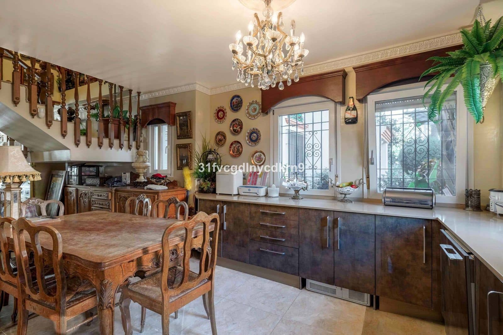 4 bedroom Apartment for sale in Estepona - € 850,000 (Ref: 9016301)