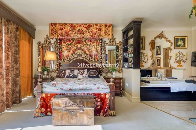 4 soveværelse Lejlighed til salg i Estepona - € 850.000 (Ref: 9016301)