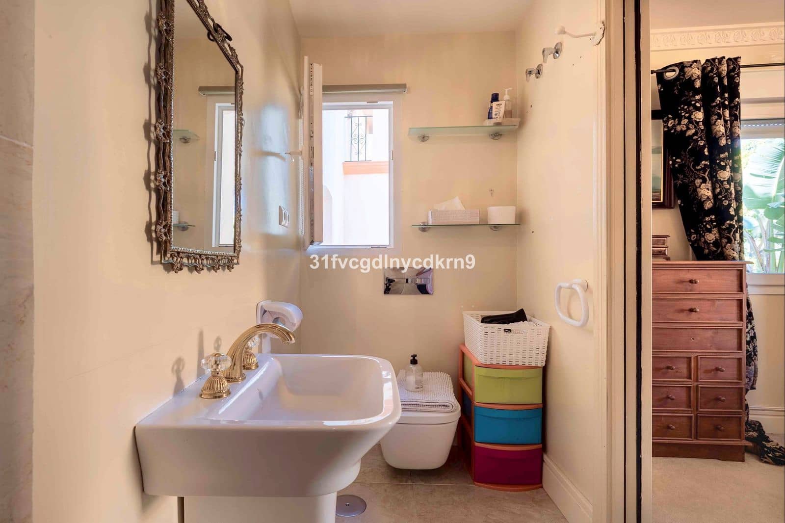 4 bedroom Apartment for sale in Estepona - € 850,000 (Ref: 9016301)