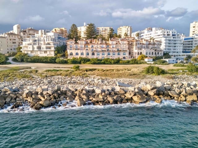 4 slaapkamer Appartement te koop in Estepona - € 850.000 (Ref: 9016301)