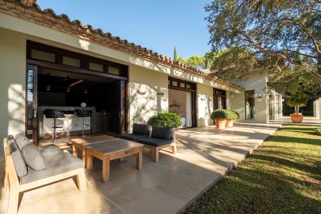 8 bedroom Villa for sale in La Zagaleta, Benahavís with pool garage - € 9,900,000 (Ref: 9019367)