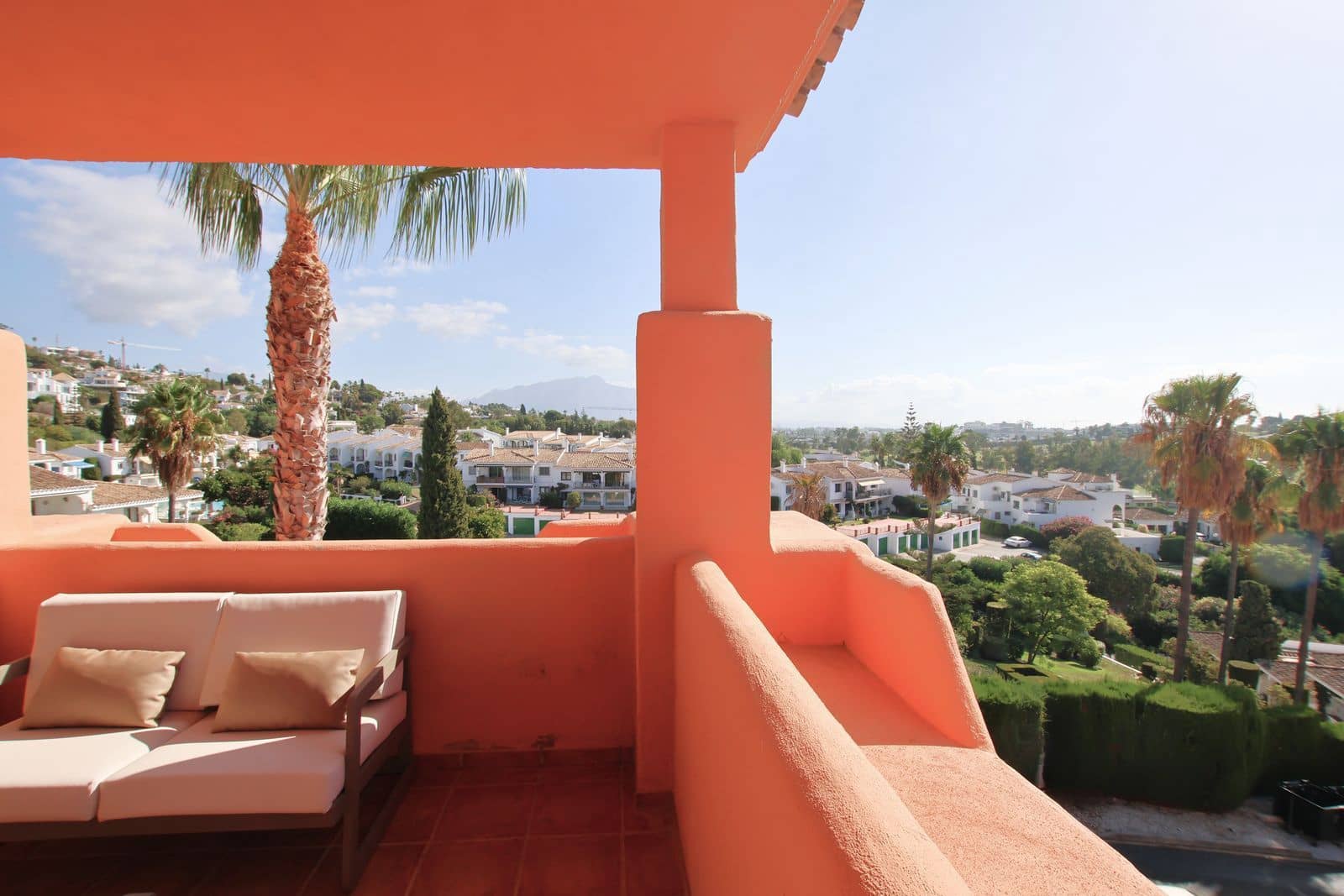 3 slaapkamer Penthouse te koop in Benahavis - € 480.000 (Ref: 9020291)