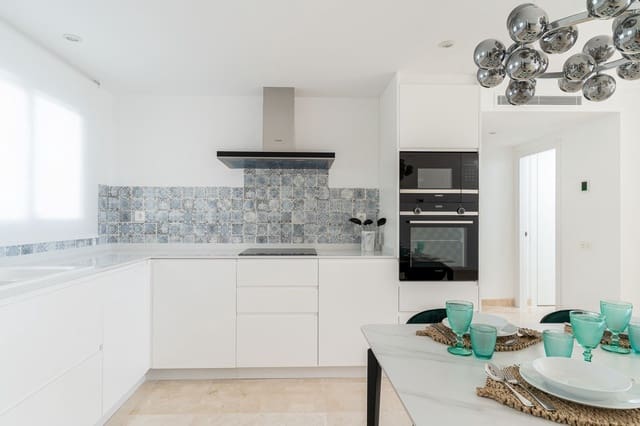 2 makuuhuone Kattohuoneisto myytävänä paikassa Benahavís - 839 000 € (Ref: 9020329)