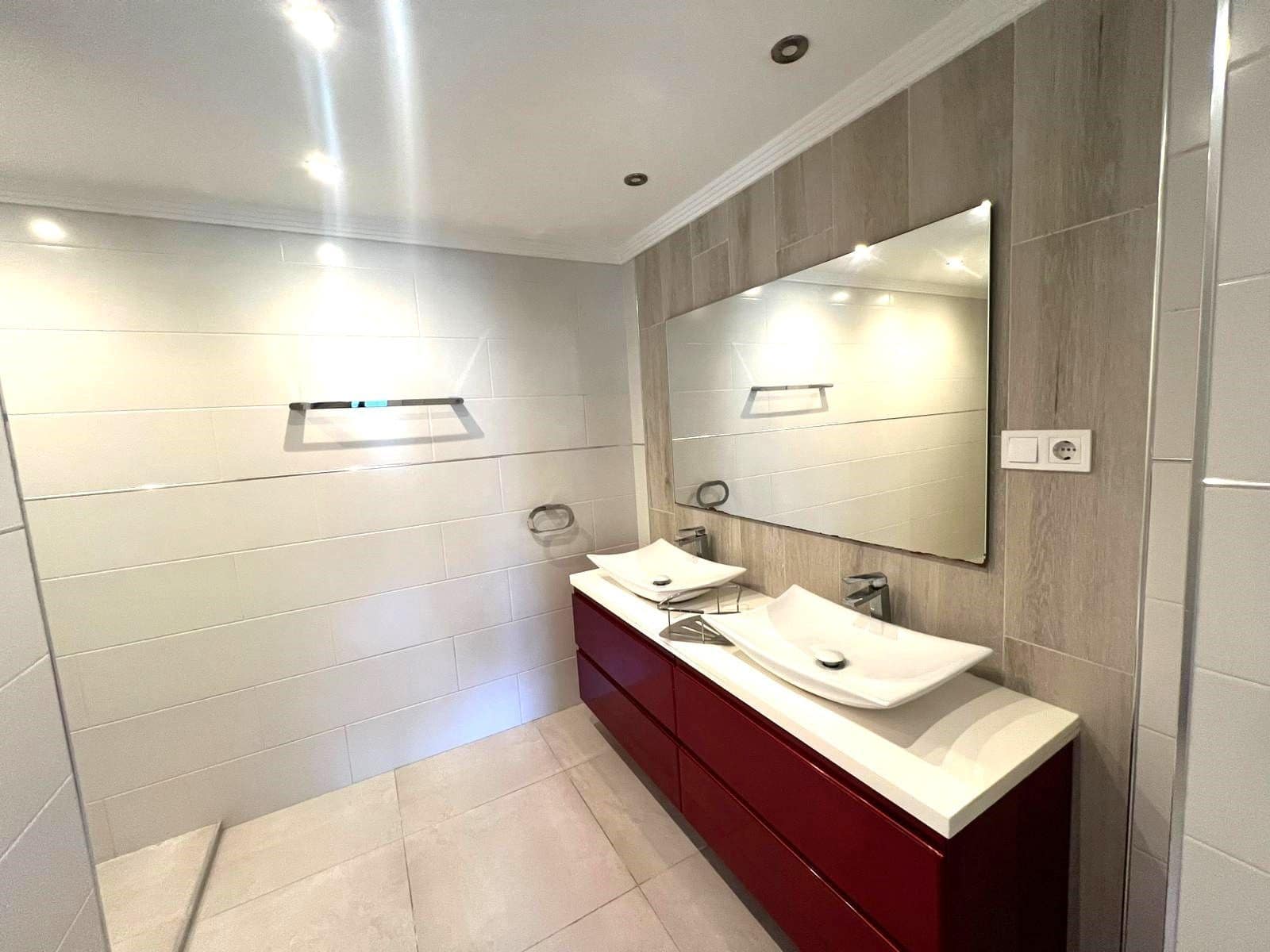 4 quarto Penthouse para venda em Carib Playa com garagem - 975 000 € (Ref: 9020340)