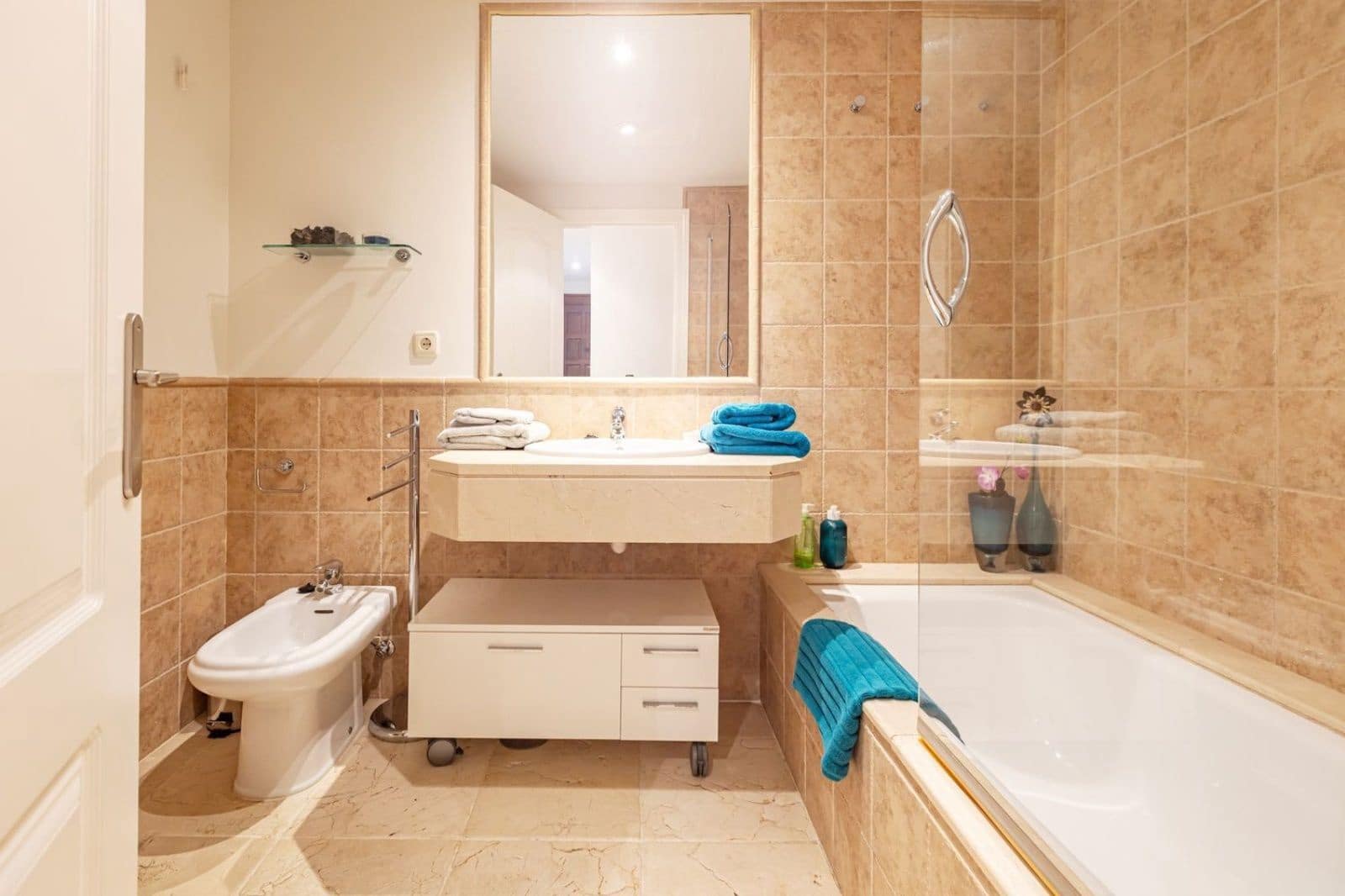 2 Zimmer Apartment zu verkaufen in Benahavis mit Garage - 450.000 € (Ref: 9022427)