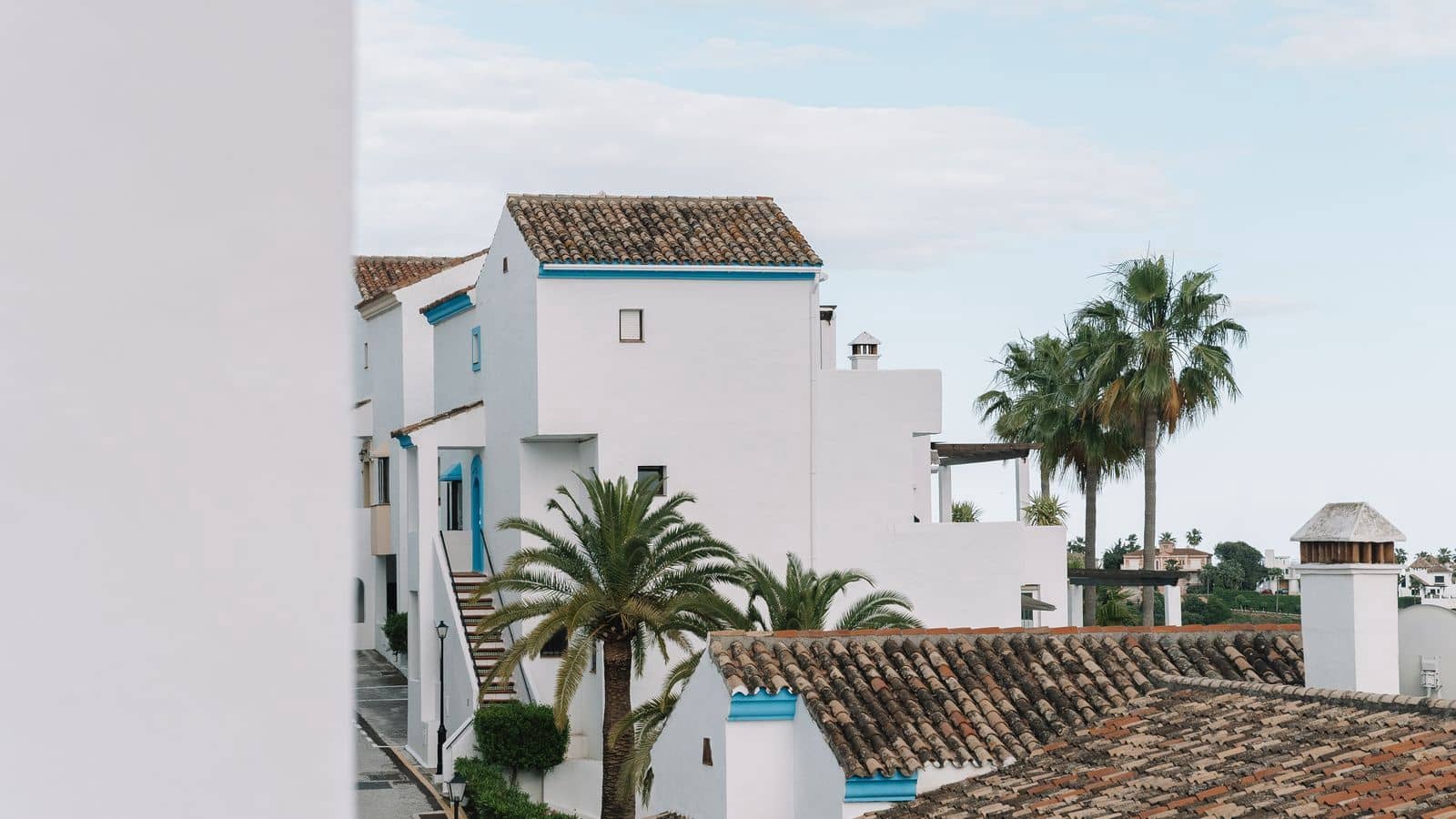 3 bedroom Townhouse for sale in Benahavis with garage - € 670,000 (Ref: 9022435)