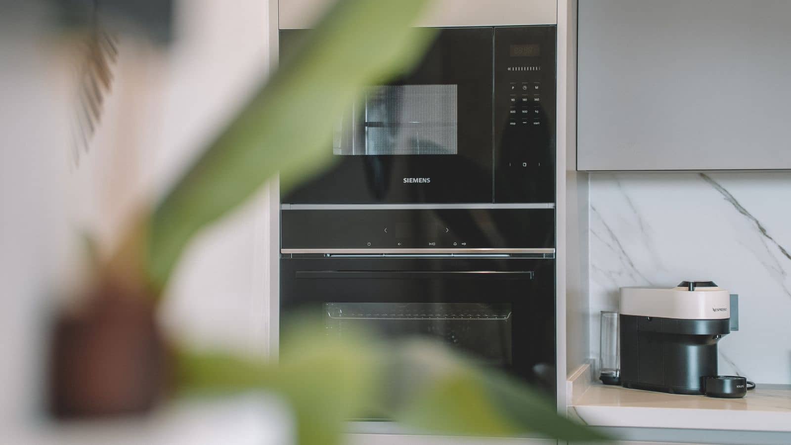 3 bedroom Townhouse for sale in Benahavis with garage - € 670,000 (Ref: 9022435)