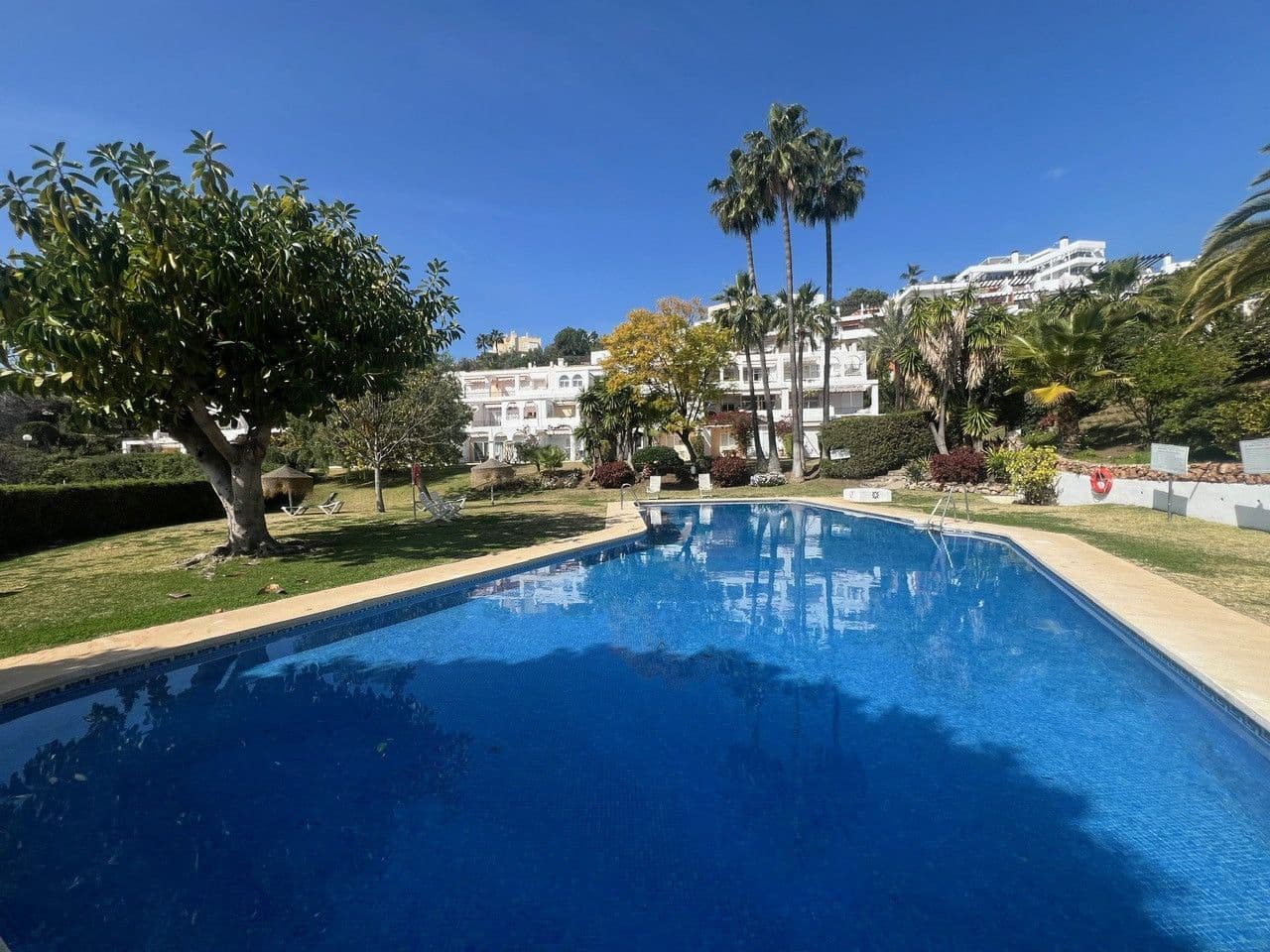 4 soveværelse Byhus til salg i Benahavis - € 1.495.000 (Ref: 9022502)
