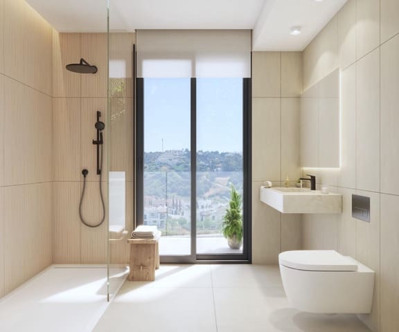 4 quarto Casa em Banda para venda em Estepona com piscina - 730 000 € (Ref: 9025746)