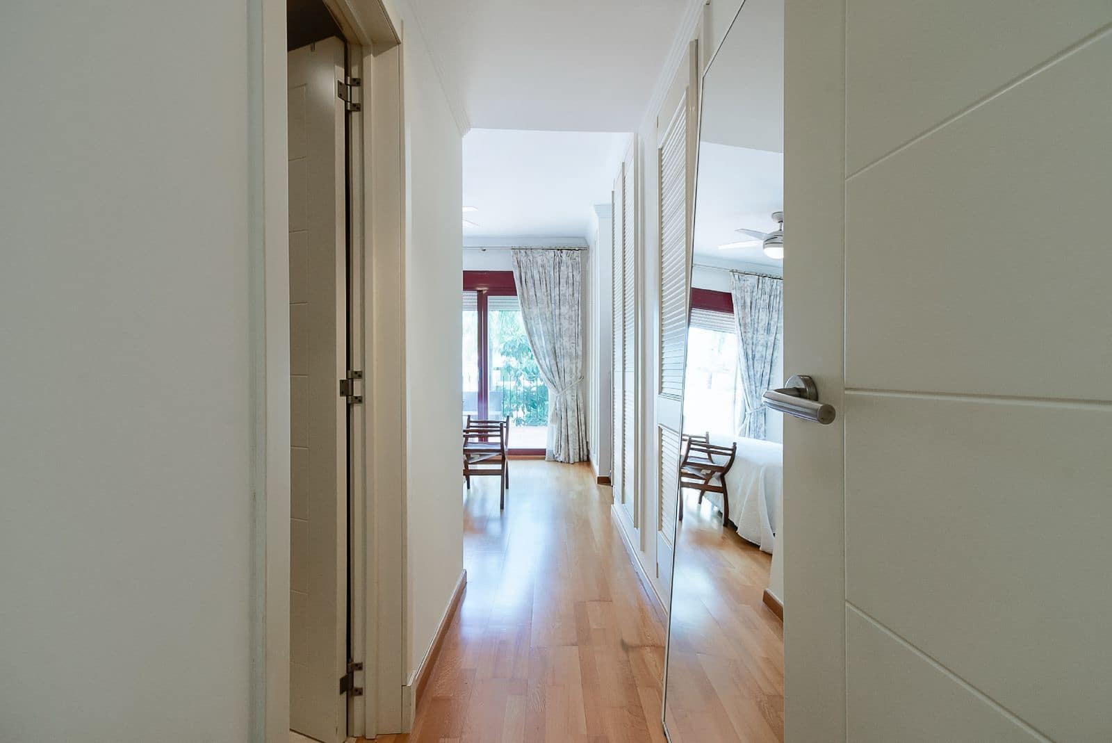 3 soverom Hus til salgs i Nueva Andalucia med svømmebasseng - € 820 000 (Ref: 9025762)
