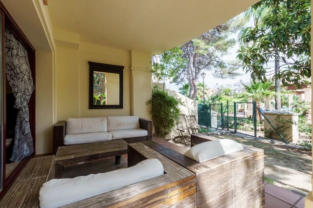 3 soverom Hus til salgs i Nueva Andalucia, Marbella med svømmebasseng - € 820 000 (Ref: 9025762)