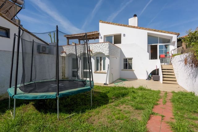 3 Zimmer Haus zu verkaufen in Bahía Dorada, Estepona - 549.000 € (Ref: 9025938)