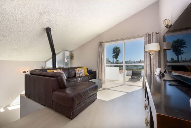 3 Zimmer Haus zu verkaufen in Bahía Dorada, Estepona - 549.000 € (Ref: 9025938)