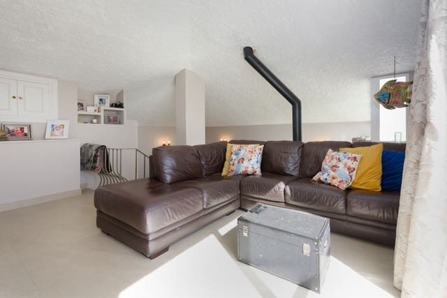 3 Zimmer Haus zu verkaufen in Bahía Dorada, Estepona - 549.000 € (Ref: 9025938)