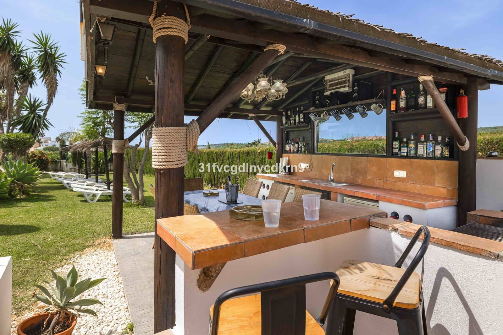 6 chambre Villa/Maison à vendre à Estepona avec piscine - 1 600 000 € (Ref: 9037807)