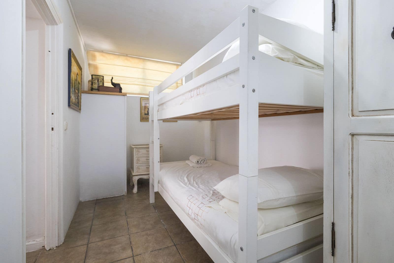 6 makuuhuone Huvila myytävänä paikassa Estepona mukana uima-altaan - 1 450 000 € (Ref: 9037807)