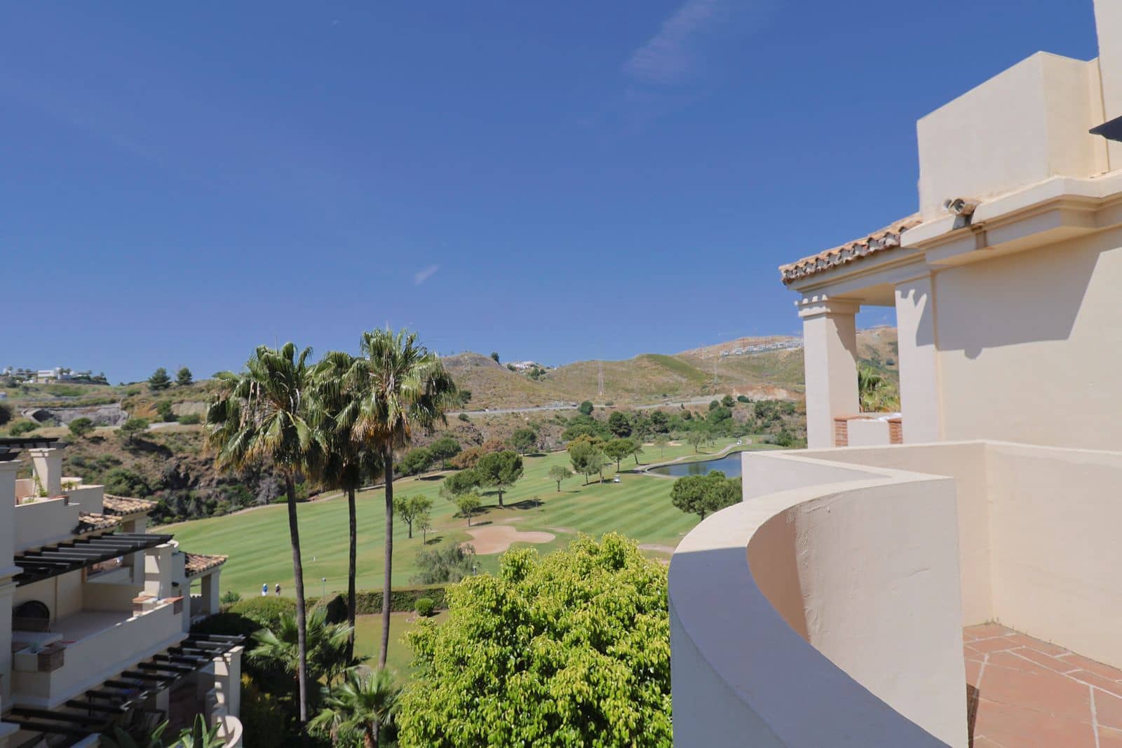 2 soverom Leilighet til salgs i Benahavis - € 535 000 (Ref: 9037826)