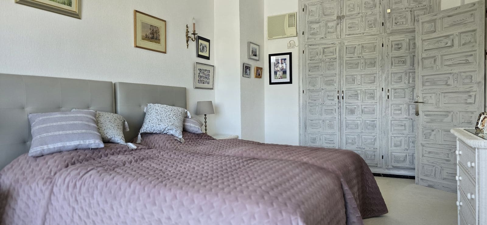 2 bedroom Apartment for sale in El Paraiso with garage - € 649,000 (Ref: 9072827)