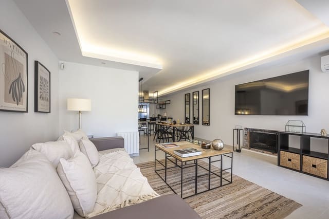 3 soveværelse Byhus til salg i Aloha Golf, Marbella med swimmingpool - € 650.000 (Ref: 9097615)