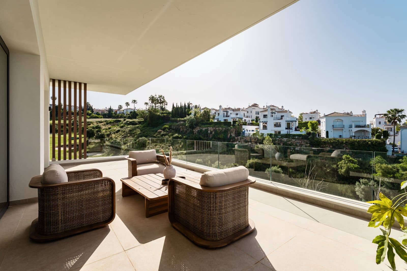 4 bedroom Villa for sale in Estepona with pool - € 2,990,000 (Ref: 9105841)
