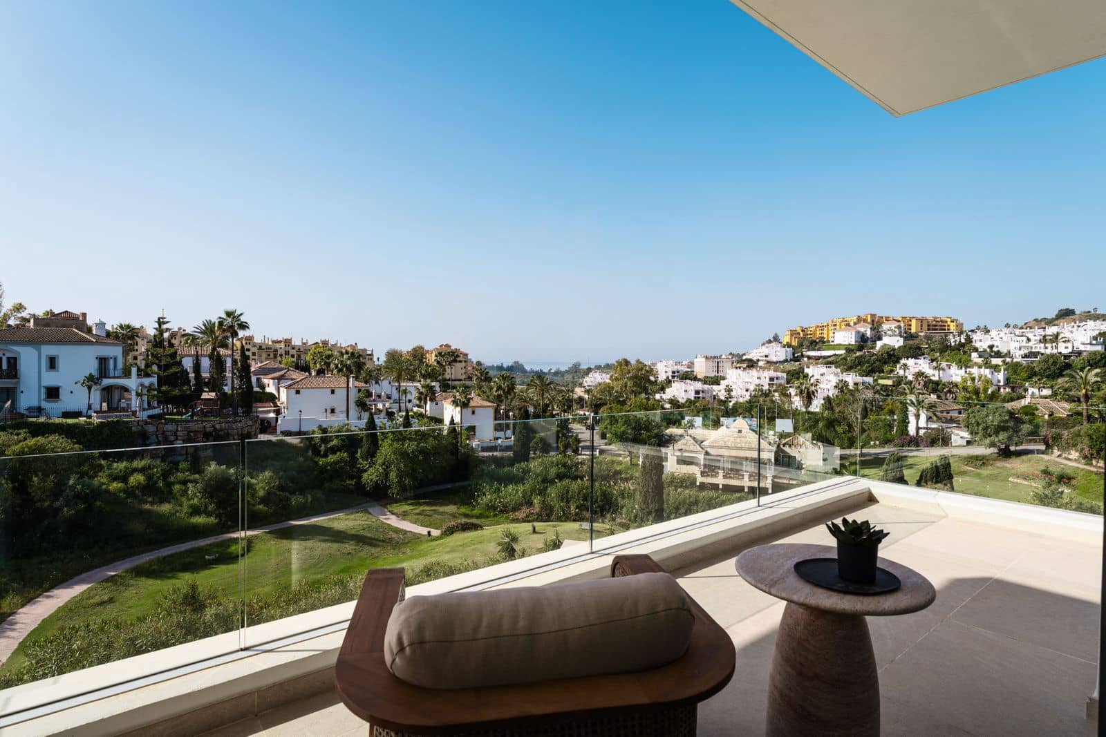 4 bedroom Villa for sale in Estepona with pool - € 2,990,000 (Ref: 9105841)